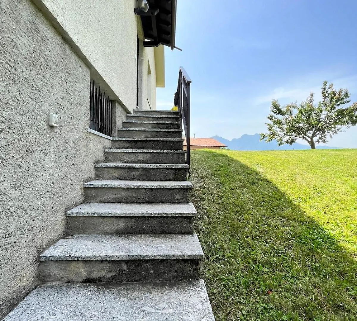 La Torre - Lake View In Paradise Mandello del Lario 0*,  Italy